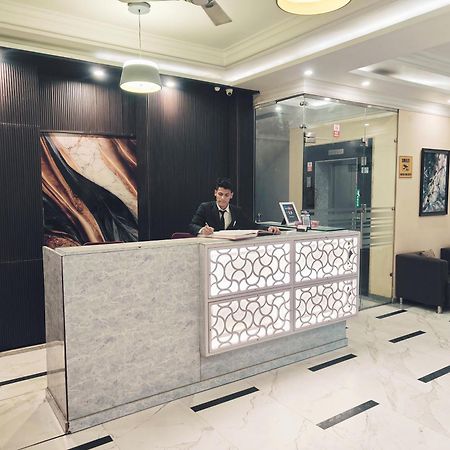 Hotel Almora Sky Near By Delhi International Airport With - Free Airport Pickup And Drop Ню Делхи Екстериор снимка